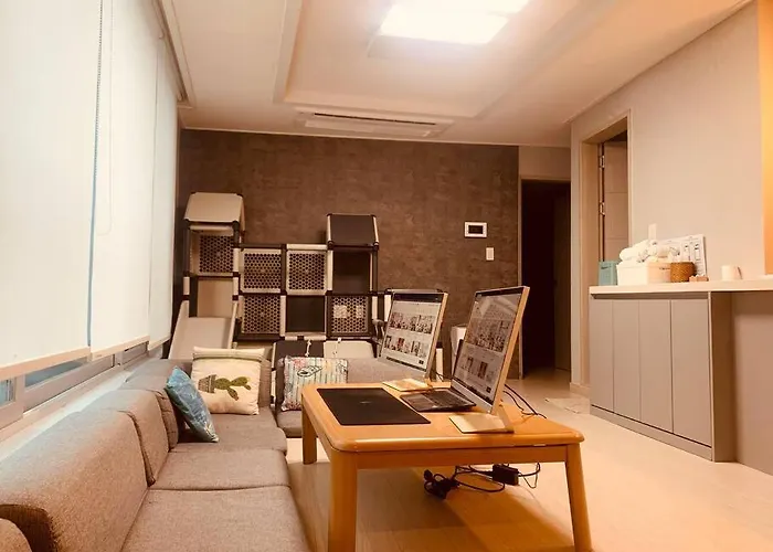 Playground 7 - Kid Jungle Gym, Oceanview, Parking Lot Apartment Busan